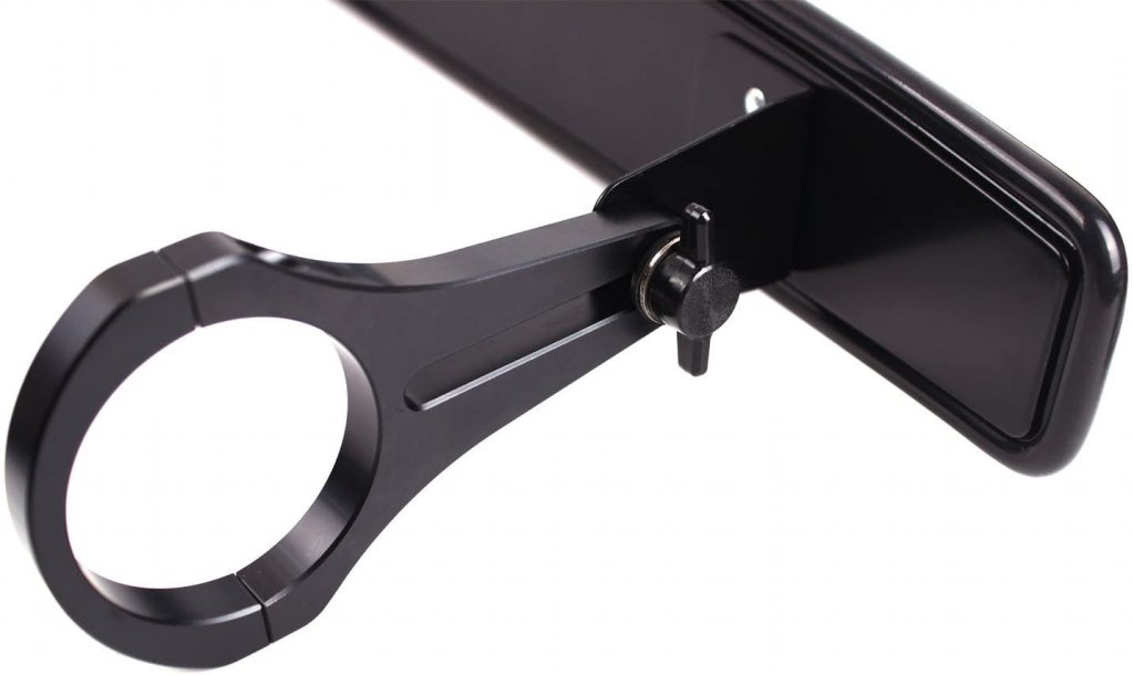 Mounting bracket closeup. Photo credit Xislet.